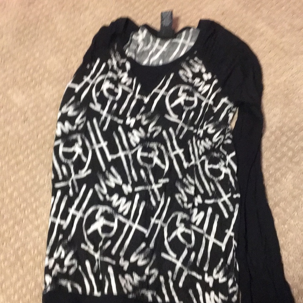 Black shirt